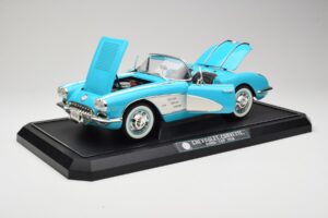 Chevrolet Corvette C1 Hard Top Blå Solido 1:12 1202-M1 Metall — bild 2 av 8