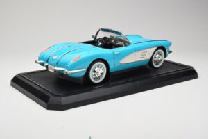 Chevrolet Corvette C1 Hard Top Blå Solido 1:12 1202-M1 Metall — bild 3 av 8