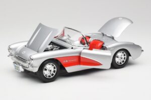 Chevrolet Corvette C1 Silver & Röd Bburago 1:18 3024-M1 Metall — bild 2 av 8