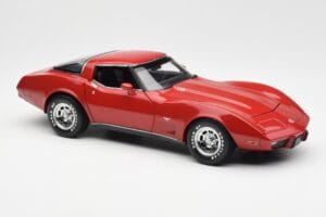 Chevrolet Corvette C3 Röd UT Models 1:18 21073 Metall — bild 6 av 8