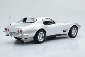 Chevrolet Corvette C3 Silver Norev 1:18 189032 Metall — bild 2 av 6