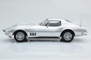 Chevrolet Corvette C3 Silver Norev 1:18 189032 Metall — bild 3 av 6
