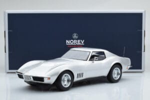 Chevrolet Corvette C3 Silver Norev 1:18 189032 Metall — bild 6 av 6