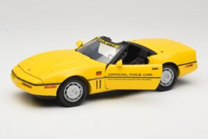 Chevrolet Corvette C4 Indianapolis 500 Pace Car Gul Greenlight 1:18 11801-06 Metall — bild 2 av 8