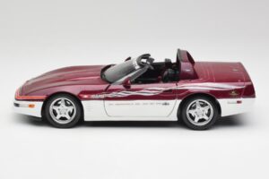 Chevrolet Corvette C4 Indy 500 Pace Car Maisto 1:18 56011 Metall — bild 4 av 8