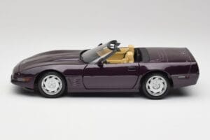 Chevrolet Corvette C4 LT4 Cabriolet Lila Metallic Maisto 1:18 50277 Metall — bild 4 av 8