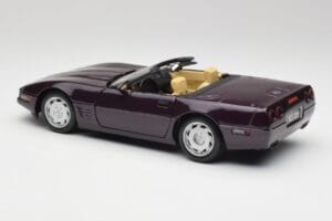 Chevrolet Corvette C4 LT4 Cabriolet Lila Metallic Maisto 1:18 50277 Metall — bild 7 av 8