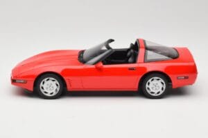 Chevrolet Corvette C4 Torch Red GT Spirit 1:18 GT537 Resin — bild 3 av 6