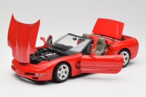 Chevrolet Corvette C5 Cabriolet Röd Bburago 1:18 3076 Metall — bild 2 av 8