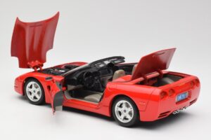 Chevrolet Corvette C5 Cabriolet Röd Bburago 1:18 3076 Metall — bild 5 av 8