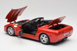 Chevrolet Corvette C5 Cabriolet Torch Röd Maisto 1:18 50318 Metall — bild 5 av 8