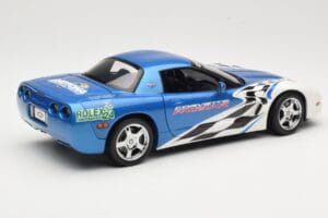 Chevrolet Corvette C5 Pace Car Rolex 24 at Daytona 1999 UT Models 1:18 39944 Metall — bild 3 av 8