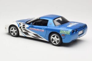 Chevrolet Corvette C5 Pace Car Rolex 24 at Daytona 1999 UT Models 1:18 39944 Metall — bild 7 av 8
