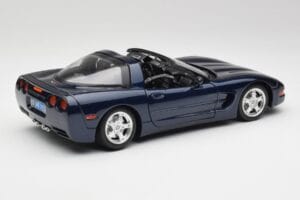 Chevrolet Corvette C5 Nassau Blå Bburago 1:18 30166 Metall — bild 3 av 8
