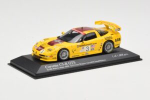 Chevrolet Corvette C5-R #3 R. Fellows / J. O'Connell / O. Gavin ALMS Petit Le Mans 2002 Minichamps 1:43 400021493 Metall — bild 2 av 4