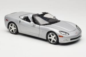 Chevrolet Corvette C6 Cabriolet Silver Hot Wheels 1:18 B6052 Metall — bild 6 av 8