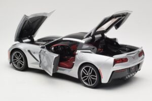Chevrolet Corvette C7 Silver Maisto 1:18 38132 Metall — bild 5 av 8