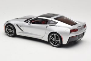 Chevrolet Corvette C7 Silver Maisto 1:18 38132 Metall — bild 7 av 8