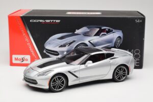 Chevrolet Corvette C7 Silver Maisto 1:18 38132 Metall — bild 8 av 8