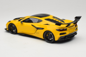 Chevrolet Corvette C8 ZR1 Gul GT Spirit 1:18 GT528 Resin — bild 5 av 6