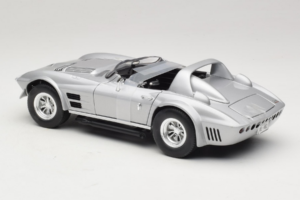 Chevrolet Corvette Grand Sport Silver Fast & Furious Greenlight 1:18 12842 Metall — bild 5 av 6