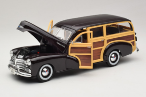Chevrolet Fleetmaster Woody Svart Maisto 1:18 56043 Metall — bild 2 av 8