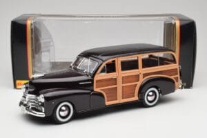 Chevrolet Fleetmaster Woody Svart & Wood Panels Maisto 1:18 43697545B Metall — bild 8 av 8