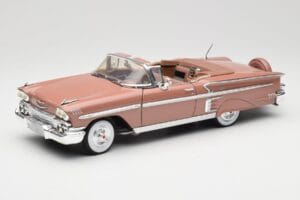 Chevrolet Impala Cabriolet Brun Motormax 1:18 73112 Metall