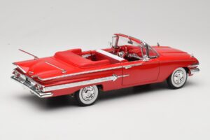 Chevrolet Impala Cabriolet Röd Welly 1:18 9864W Metall — bild 3 av 8