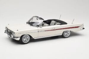 Chevrolet Impala Cabriolet Vit Sun Star 1:18 3405 Metall