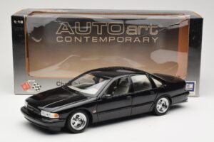 Chevrolet Impala SS Svart AUTOart 1:18 71091 Metall — bild 8 av 8