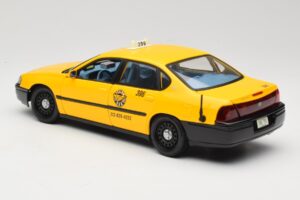 Chevrolet Impala Taxi Maisto 1:18 36617 Metall — bild 7 av 8