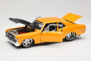 Chevrolet Nova SS Guld Maisto 1:18 31083 Metall — bild 2 av 8