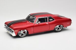 Chevrolet Nova SS Coupe Röd Maisto 1:18 31083-M1 Metall