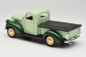 Chevrolet Pickup Grön Solido 1:18 8063 Metall — bild 7 av 8
