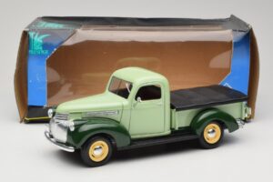 Chevrolet Pickup Grön Solido 1:18 8063 Metall — bild 8 av 8