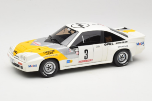 Opel Manta 400 Group B Rally Tour de Corse 1984 Med Chevrolet G30 Servicebuss Otto 1:18 OT491 Resin — bild 10 av 13