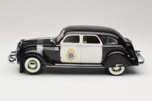 Chrysler Airflow Polisbil Signature Models 1:18 CCSM01 Metall — bild 3 av 6