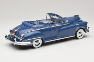 Chrysler New Yorker Blå Signature Models 1:18 CT-68629 Metall — bild 2 av 6