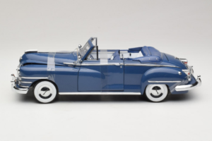Chrysler New Yorker Blå Signature Models 1:18 CT-68629 Metall — bild 3 av 6