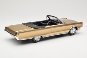 Chrysler Newport Cabriolet Gold Metallic BoS Models 1:18 BOS273 Resin — bild 2 av 6