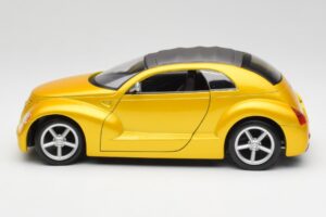 Chrysler Pronto Cruizer Guld Maisto 1:18 37800 Metall — bild 4 av 8