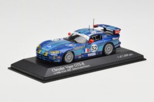 Chrysler Viper GTS-R #52 S. Belloc / F. Cochet / T. Treluyer 24 Hours of Le Mans 2002 Minichamps 1:43 499921452 Metall — bild 2 av 4