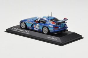 Chrysler Viper GTS-R #52 S. Belloc / F. Cochet / T. Treluyer 24 Hours of Le Mans 2002 Minichamps 1:43 499921452 Metall — bild 3 av 4