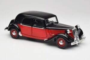 Citroen 15CV 6 Cyl Svart & Röd Valmy Maisto 1:18 56009 Metall — bild 6 av 8