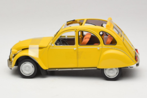 Citroen 2CV 6 Club Mimosa Yellow Norev 1:18 181496 Metall — bild 3 av 6