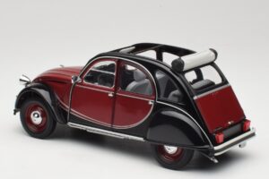 Citroen 2CV Charleston Röd Minichamps 1:18 150111501 Metall — bild 7 av 8