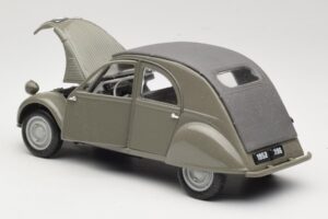 Citroen 2CV Grå Maisto 1:18 31834 Metall — bild 5 av 8