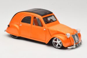 Citroen 2CV Orange Maisto 1:18 31321 Metall — bild 6 av 8