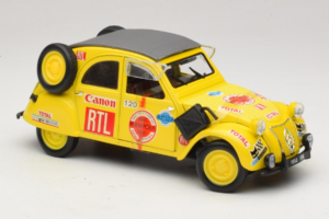 Citroen 2CV Rally Gul Maisto 1:18 56032 Metall — bild 4 av 6